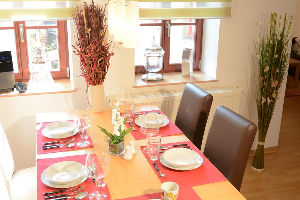 Ferienwohnung Domschatz Naumburg  Ruang foto