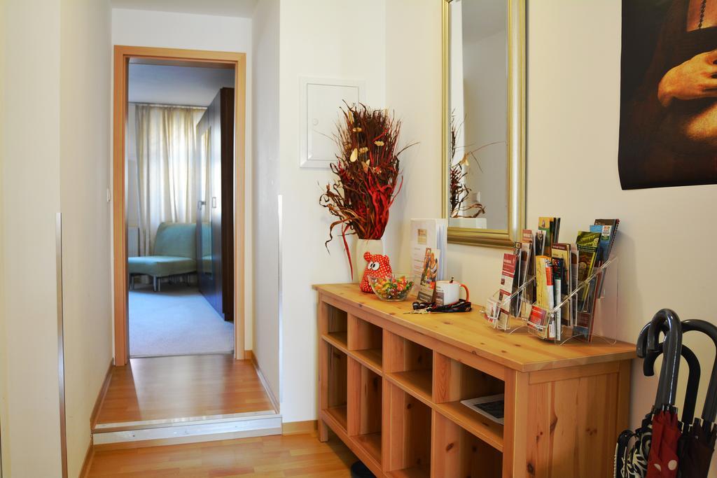 Ferienwohnung Domschatz Naumburg  Bagian luar foto